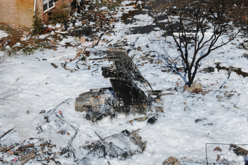 Illustration for article titled Aftermath Photos Of F-18 Crash Show How Lucky It Was Nobody Died